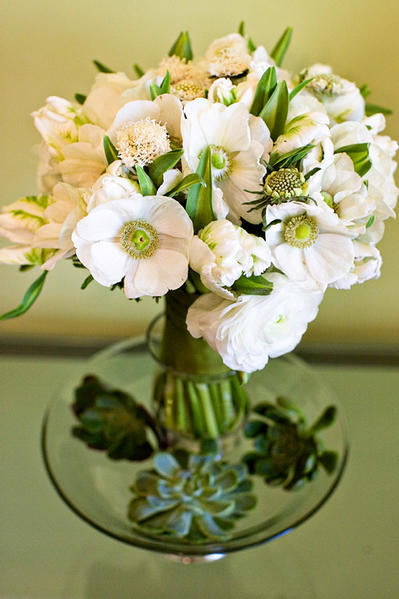 White Wedding Flowers img_46321