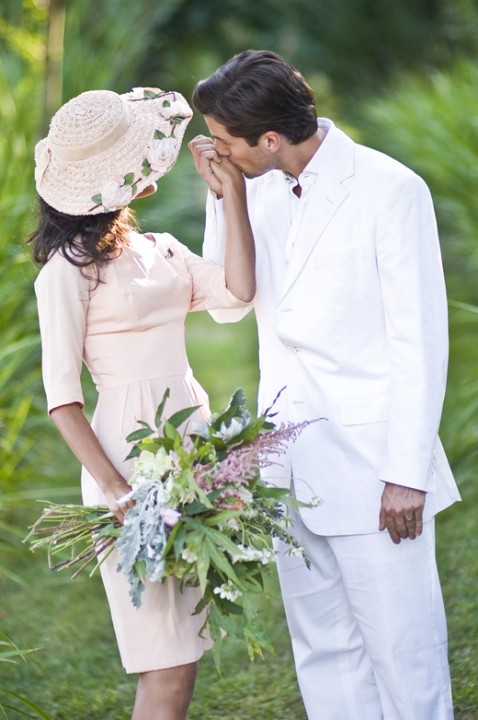wide brimmed hat with flowers 3815832042_07cf52e8af_oAO