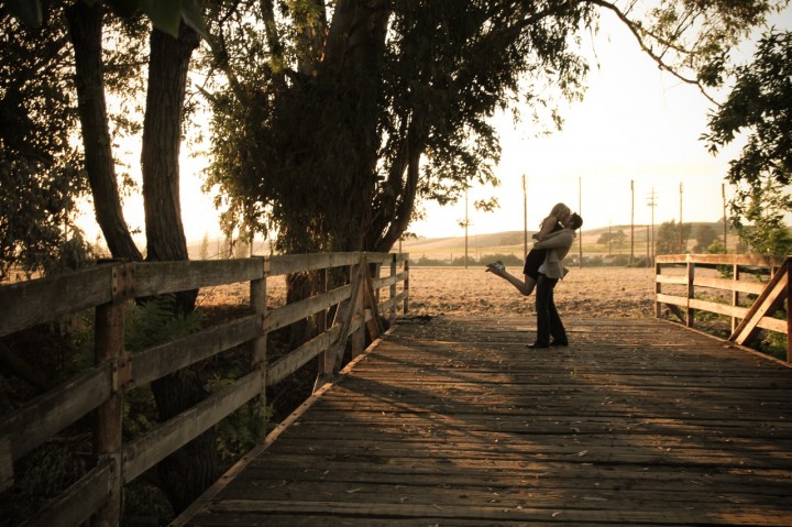 casey mackenzie photography, country engagement shoot, rustic inspiration
