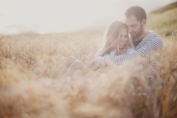 Calabasas engagement pictures, stephanie williams photography, modern romance photography, field engagement shoot