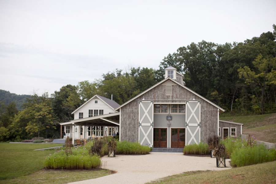 Elopement inspiration, vineyard wedding inspiration, wedding elopement, Virginia Wedding