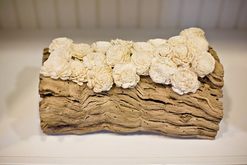Wedding party wooden flowers