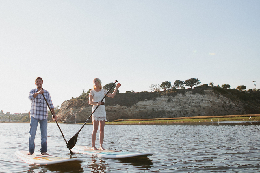 unique engagement photo ideas, engagement photo ideas, paddleboarding photos