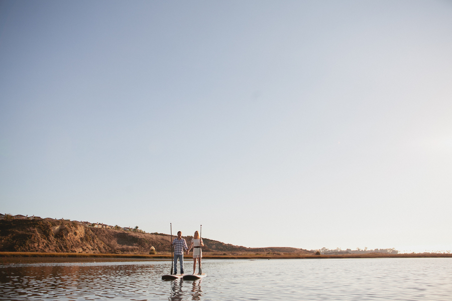unique engagement photo ideas, engagement photo ideas, paddleboarding photos