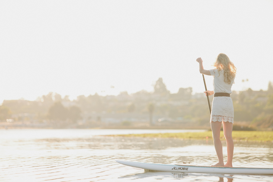 unique engagement photo ideas, engagement photo ideas, paddleboarding photos