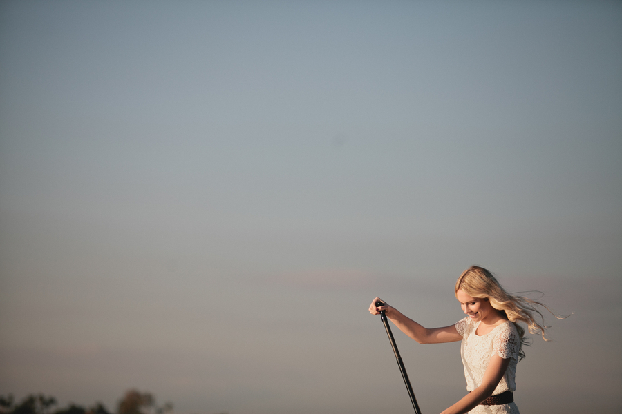 unique engagement photo ideas, engagement photo ideas, paddleboarding photos