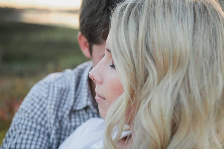 unique engagement photo ideas, engagement photo ideas, paddleboarding photos