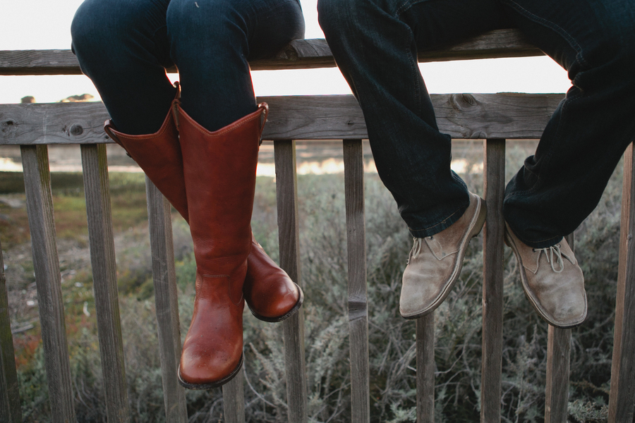 unique engagement photo ideas, engagement photo ideas, paddleboarding photos