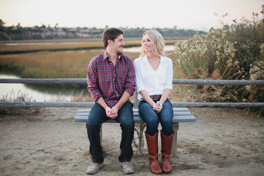 unique engagement photo ideas, engagement photo ideas, paddleboarding photos