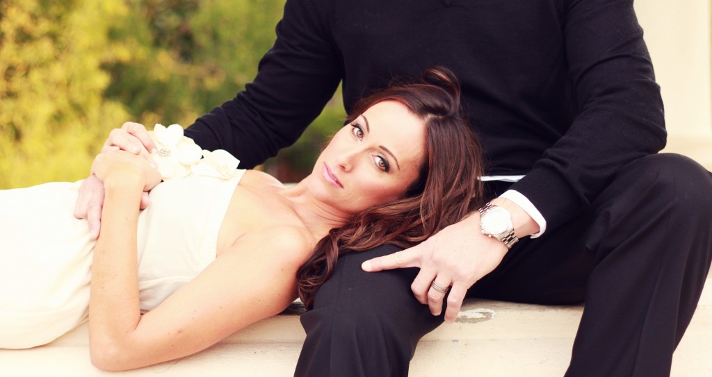 10 year anniversary shoot, anniversary shoot inspiration, urban photoshoot inspiration,