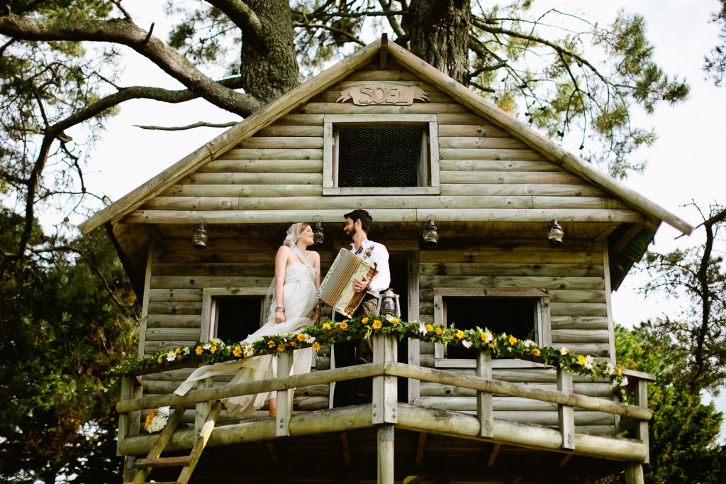 Daisy inspired shoot, yellow wedding inspiration, green wedding inspiration, New Zealand wedding vendors, outdoor wedding inspiration
