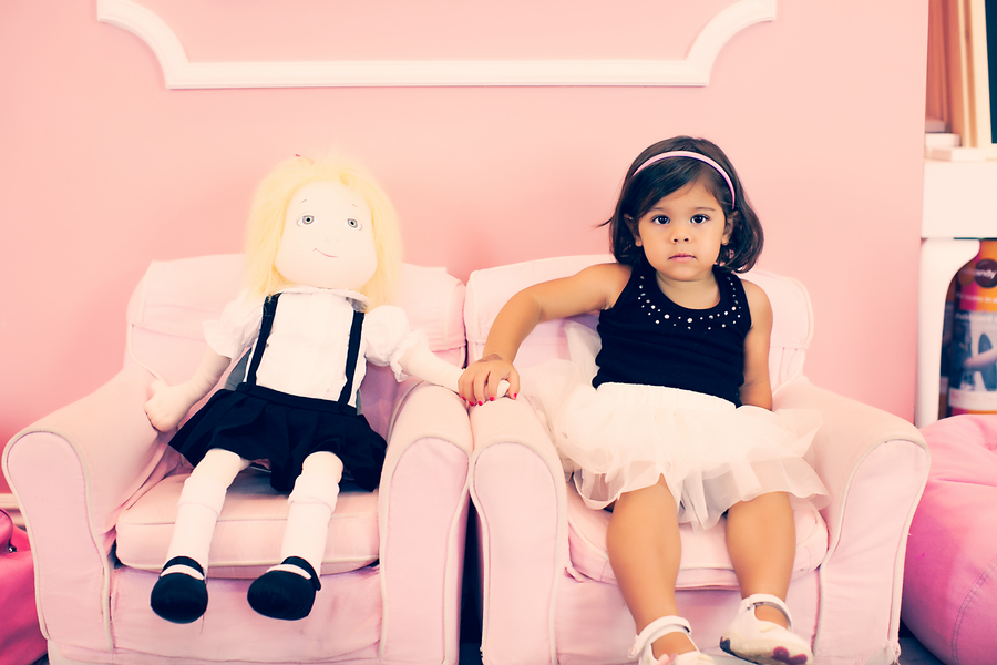 baby shoot, baby girl shoot, Eloise at the plaza, Plaza themed shoot