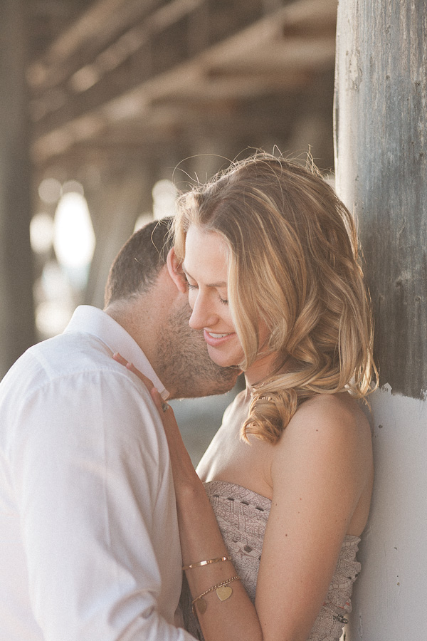 Engagement inspiration, southern california engagement inspiration, boardwalk engagement inspiration, Santa monica Boardwalk, what to wear in your engagment shoot