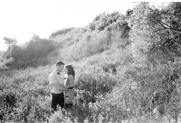 engagement shoot inspiration, orange county engagement shoot, what to wear for your engagement shoot, outdoor engagement shoot, engagement shoot alternatives