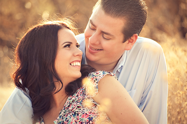 Wedding PR, Wedding Public Relations, WEdding Marketing Expert, plant engagement session, outdoor engagement session, field engagement session, Melissa Munding, sunshine