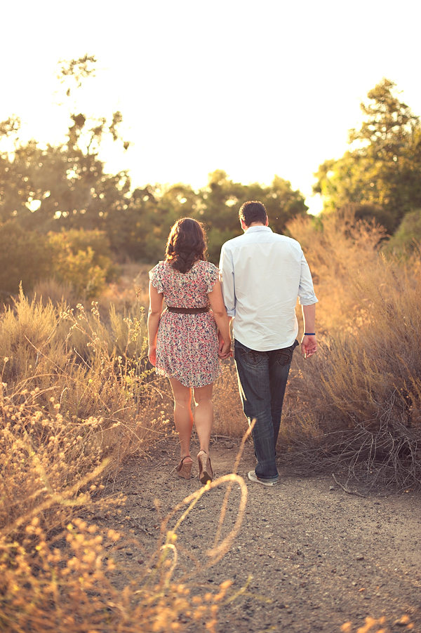 Wedding PR, Wedding Public Relations, WEdding Marketing Expert, plant engagement session, outdoor engagement session, field engagement session, Melissa Munding, sunshine