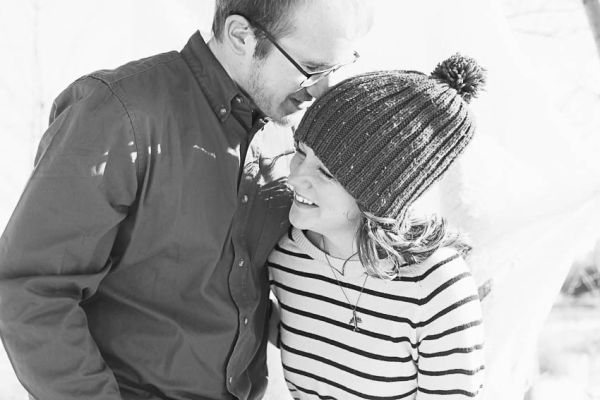 Travel inspired winter engagement shoot 10