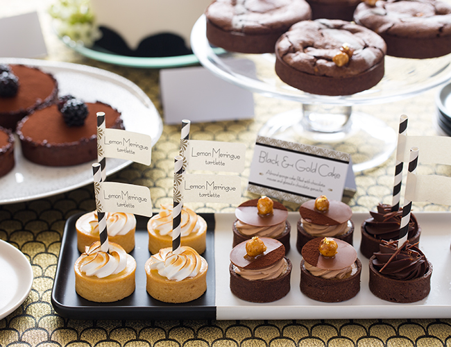 DIY Champagne Bottle Wedding Favors