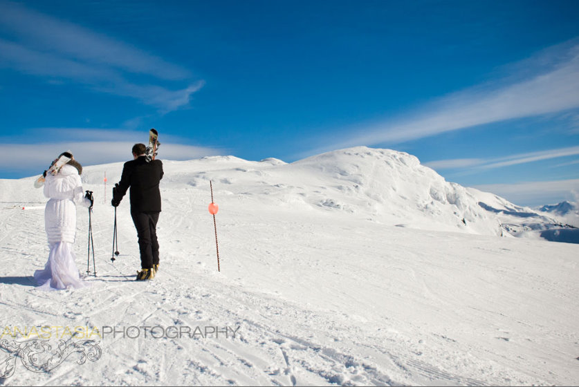 ski slope inspired wedding, Peak 2 Peak Gondola, British Columbia, Canada