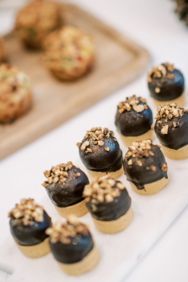 Stunning & Simplistic Modern Holiday Dinner