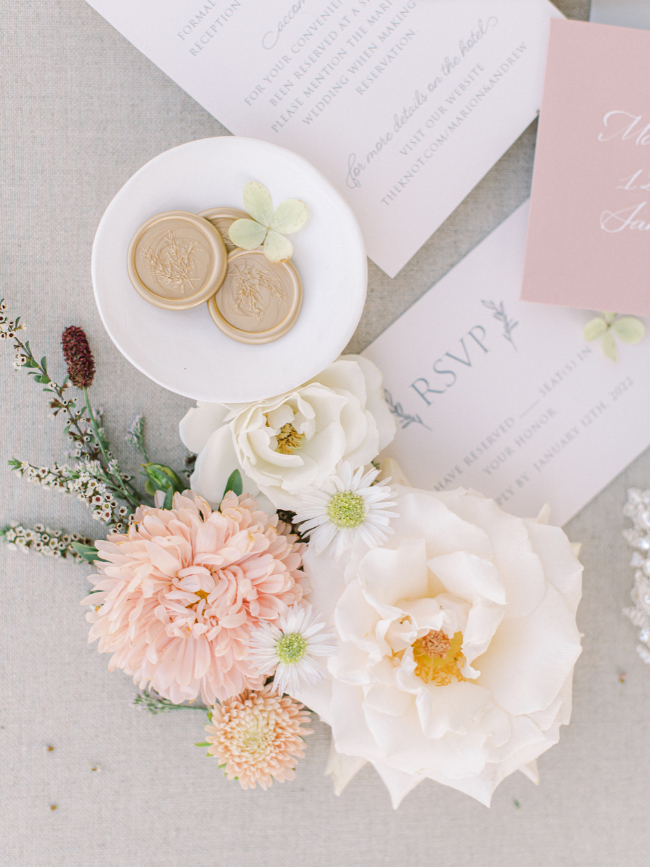Heirloom Whimsical Prairie-Styled Editorial