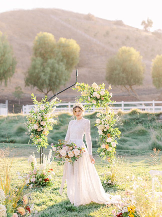 Heirloom Whimsical Prairie-Styled Editorial