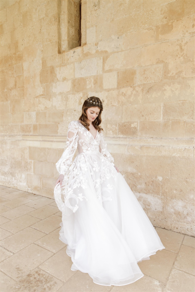 Luxurious & Romantic Burgundy Italian Wedding