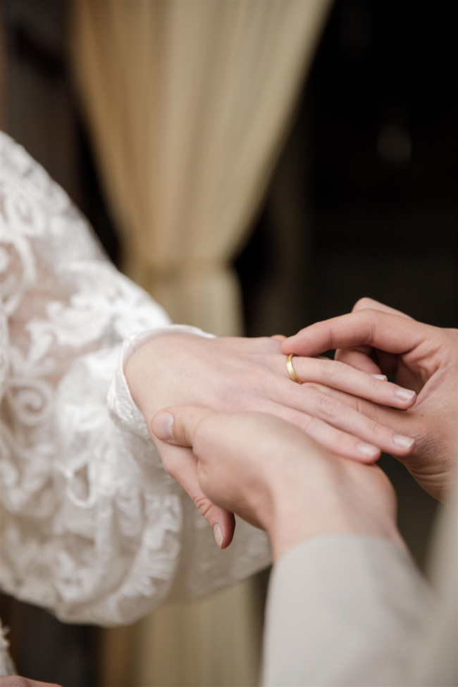 Luxurious & Romantic Burgundy Italian Wedding