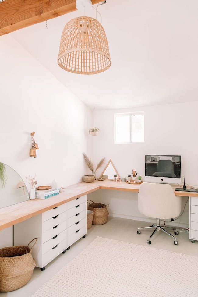 5 Ways To Freshen Up Your Resume & Stand Out