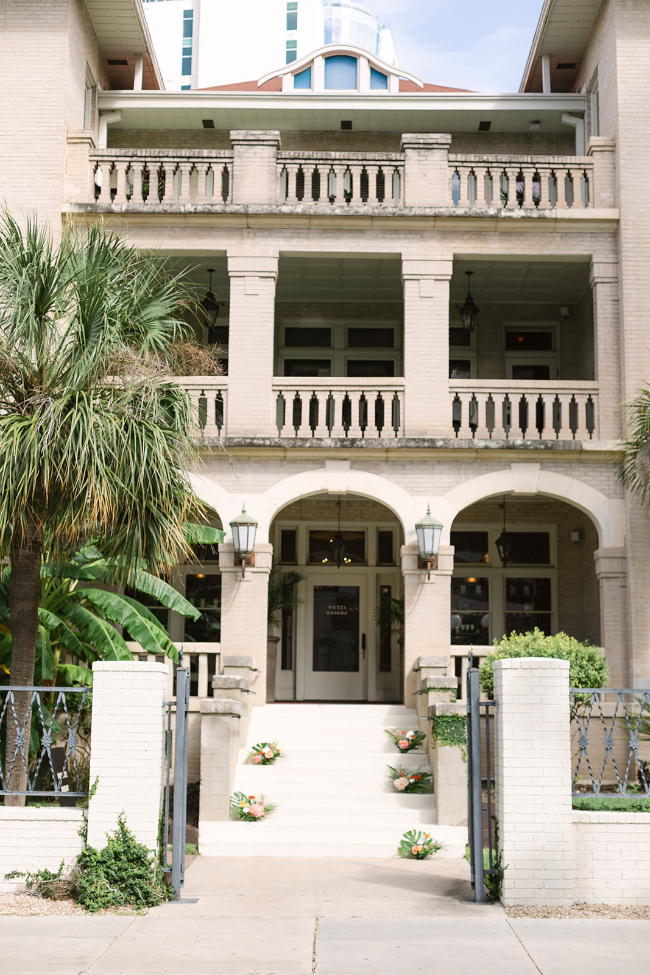 Cuban-Inspired Wedding Shoot at Hotel Havana
