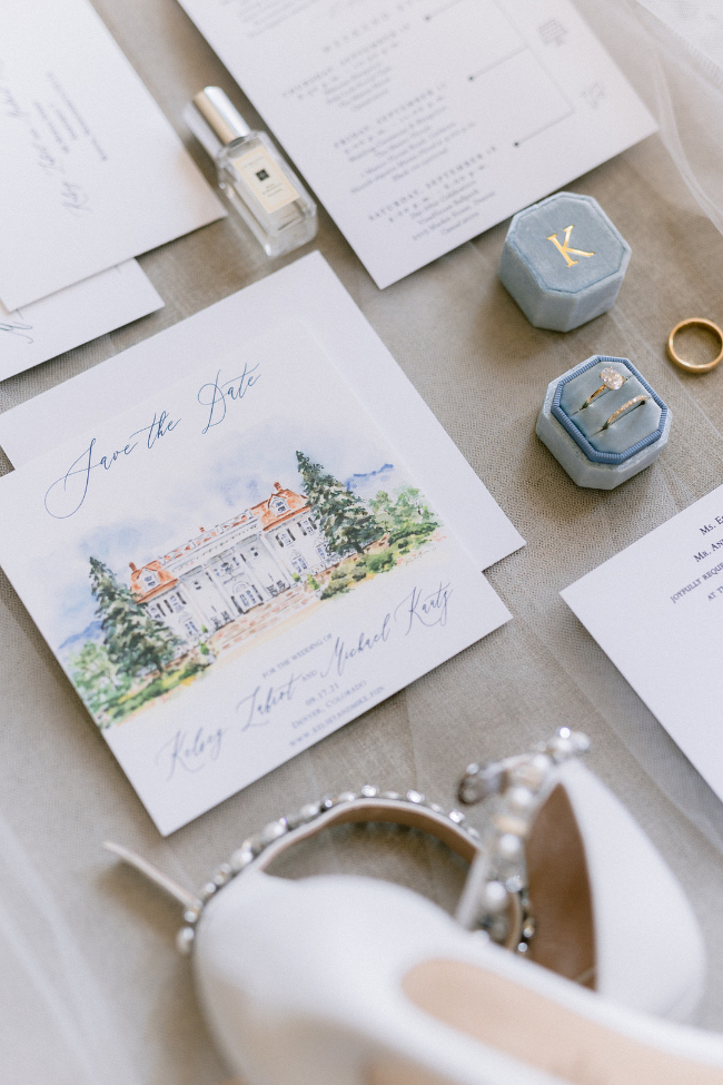Modern & Simplistic Colorado Historic Estate Wedding