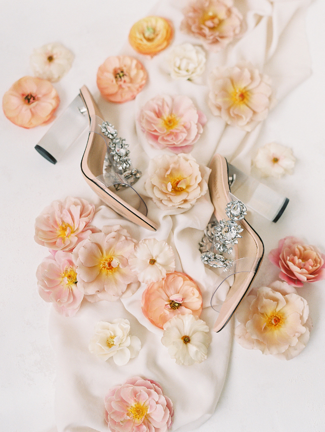 Colorful Seaside Wedding Planned In Four Weeks