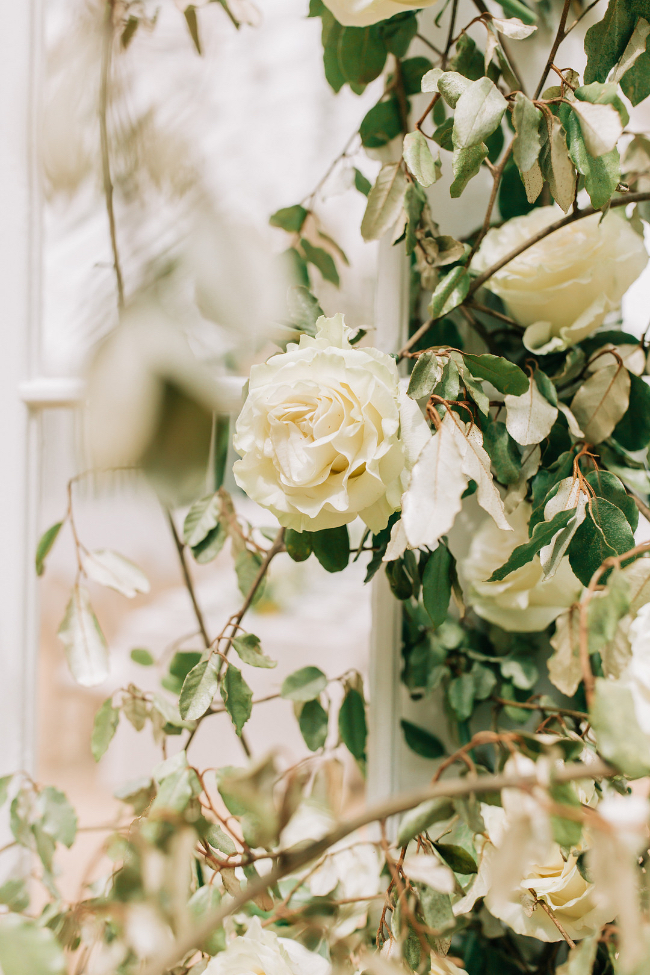 Soft Perfection Of Summery Yellow Wedding Editorial