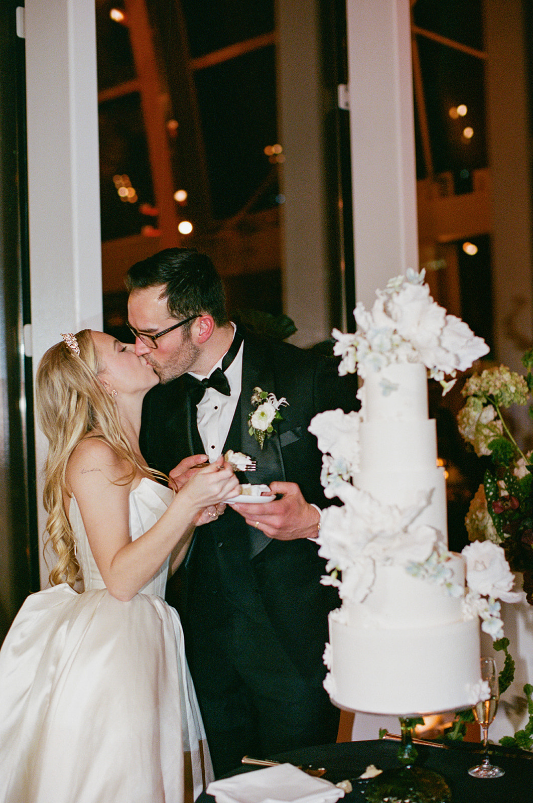 A Fairytale Wedding in Seattle with Tim Burton Inspiration