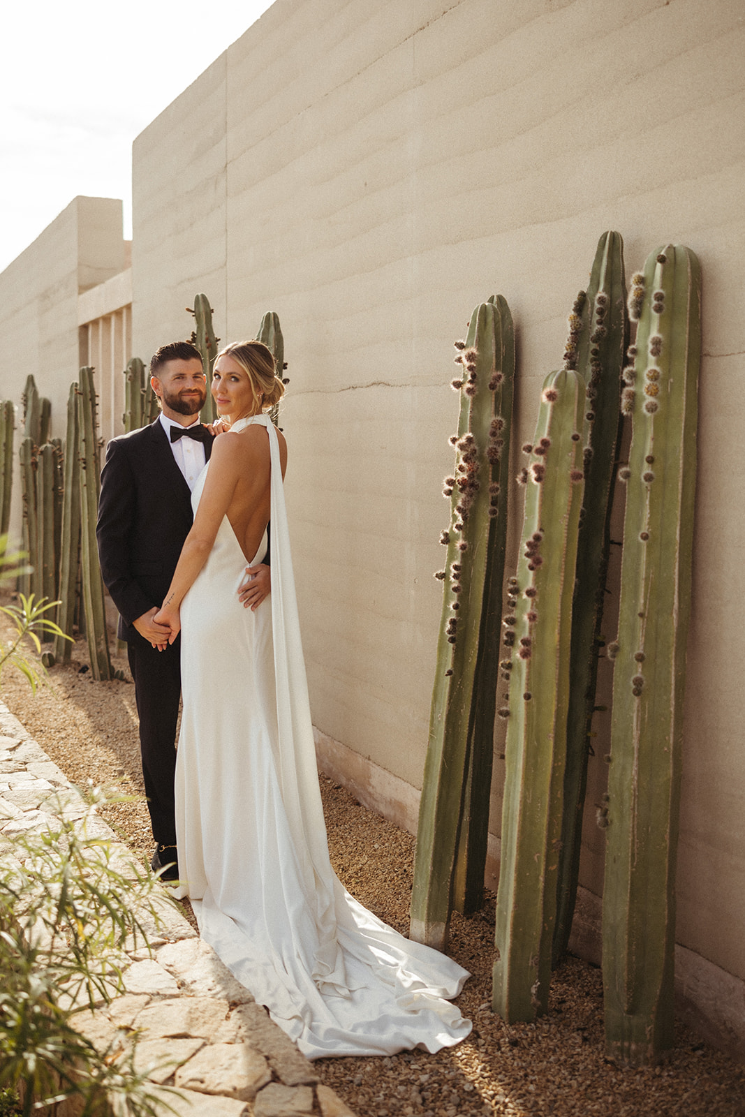 A Destination Wedding in Cabo Filled With Texture and Romance