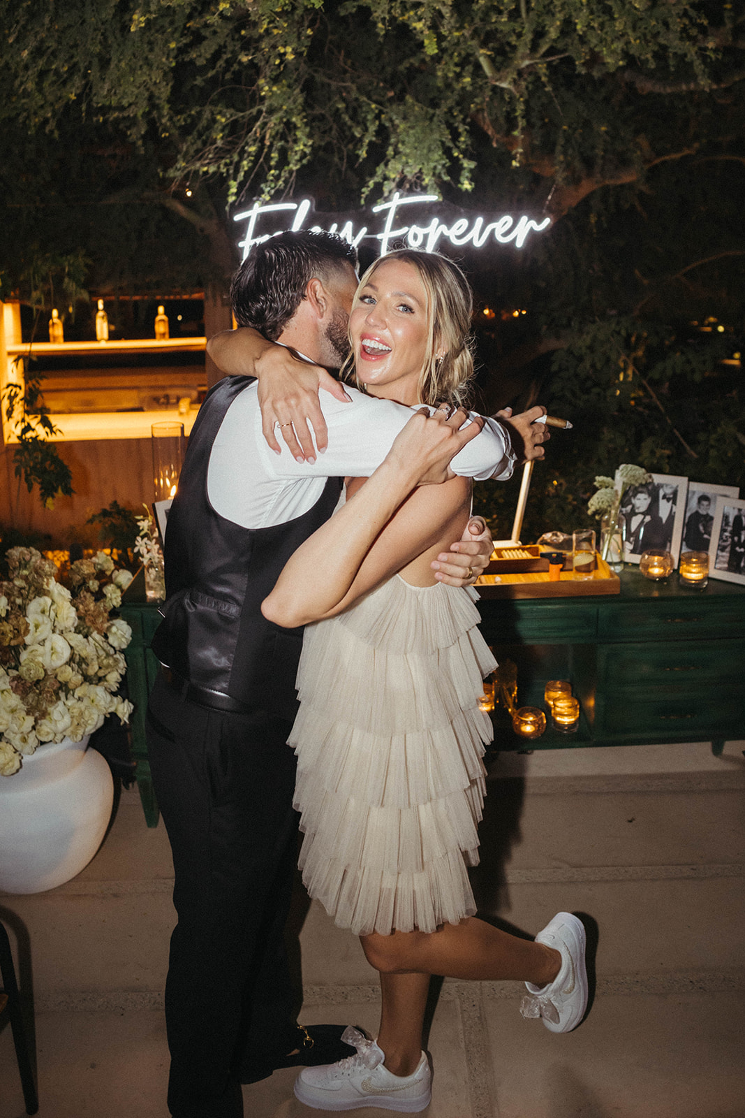 A Destination Wedding in Cabo Filled With Texture and Romance