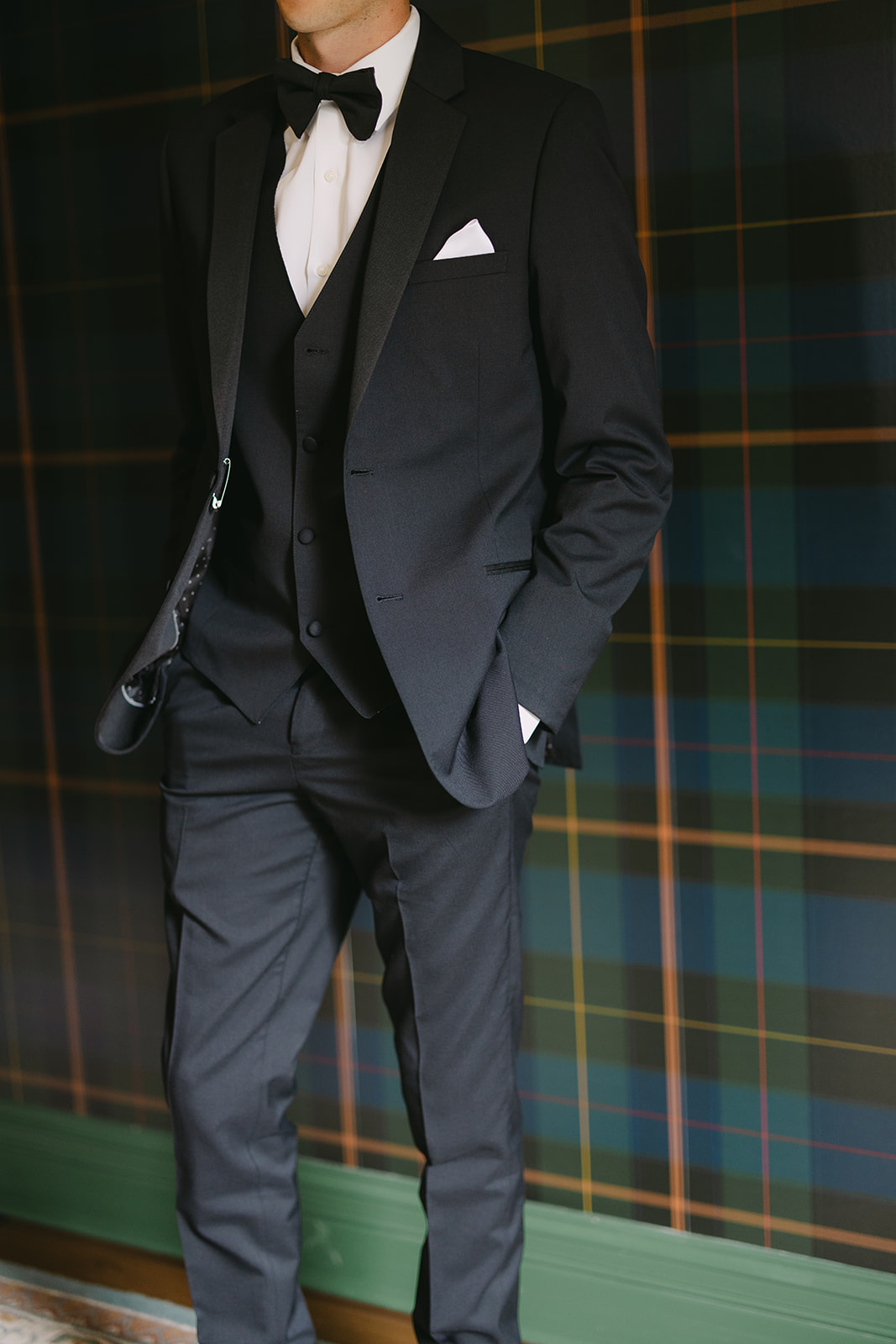 A Romantic Fairytale Wedding With a Surprise Exit