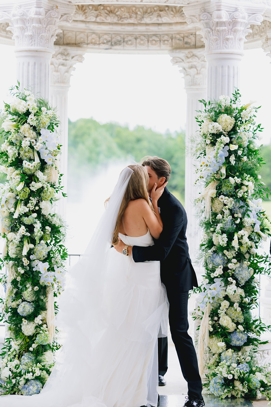 A Romantic Fairytale Wedding With a Surprise Exit