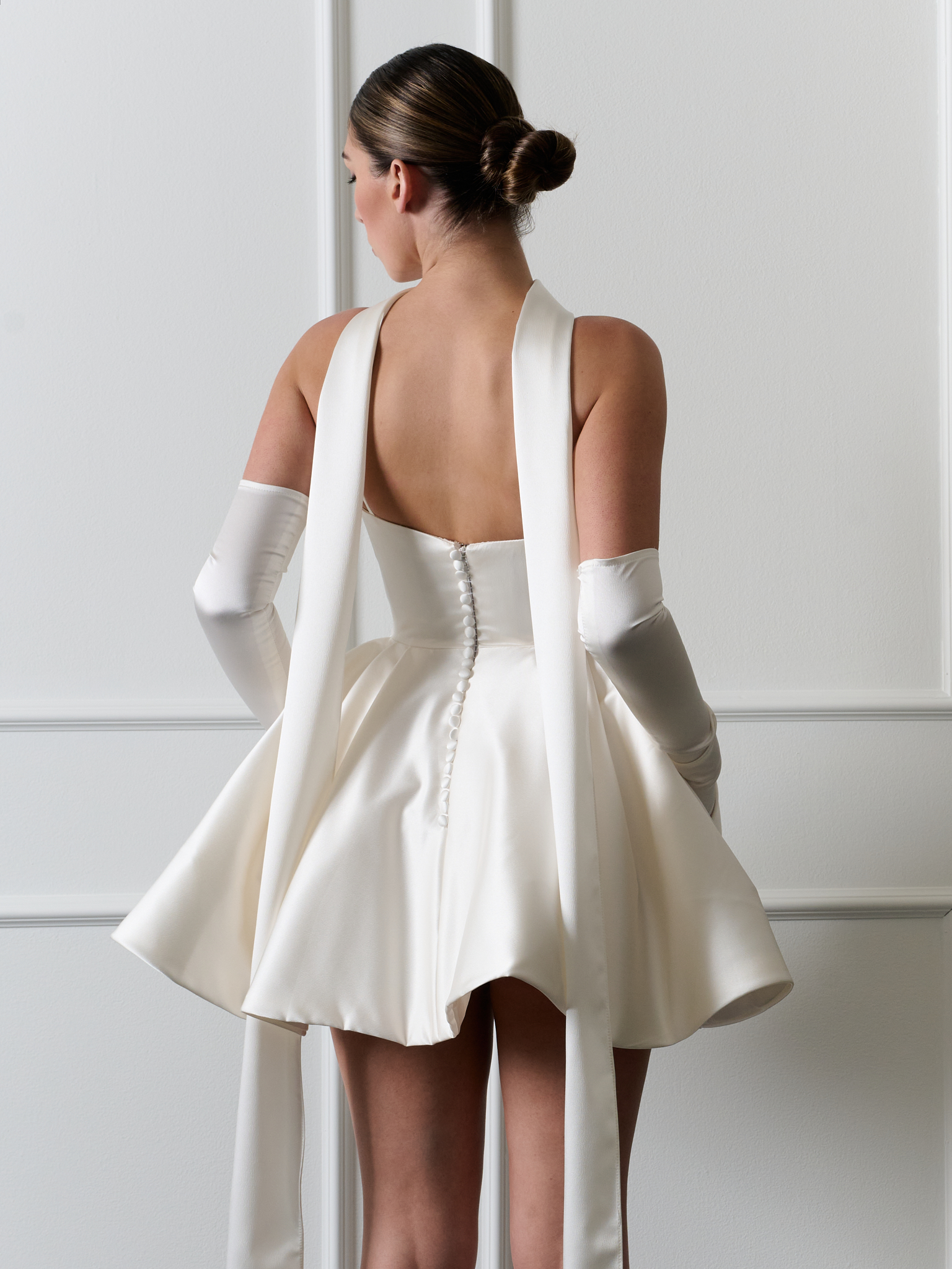 Inside the New Collection from Bridal Designer Guillermo Pharis