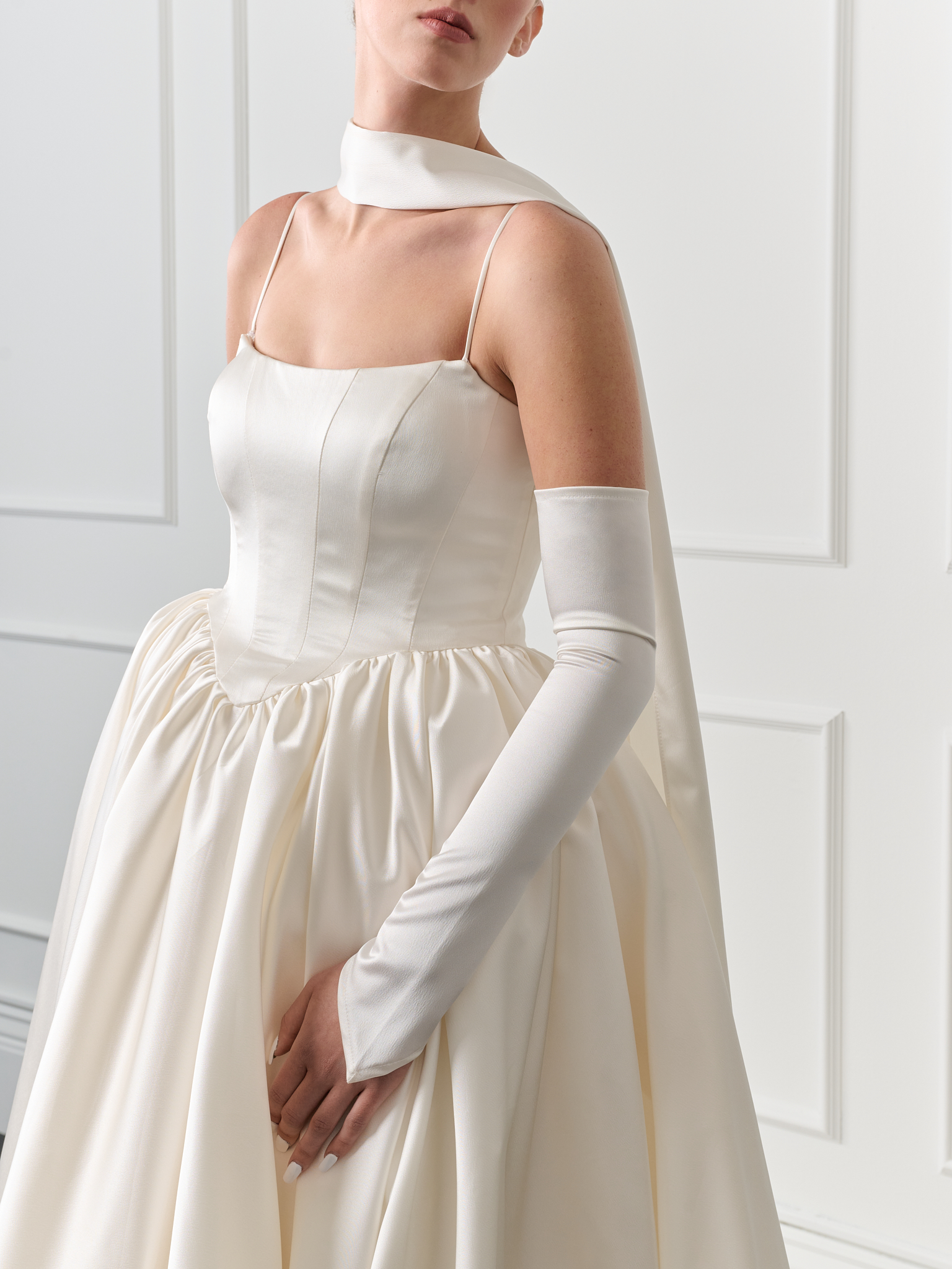 Inside the New Collection from Bridal Designer Guillermo Pharis