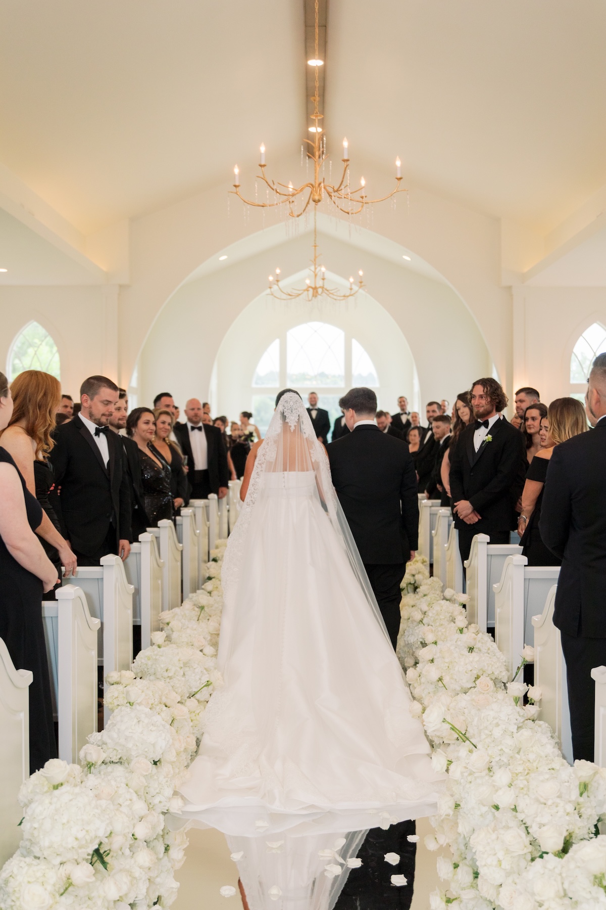 A Charming Southern Wedding with an Old-Money Aesthetic