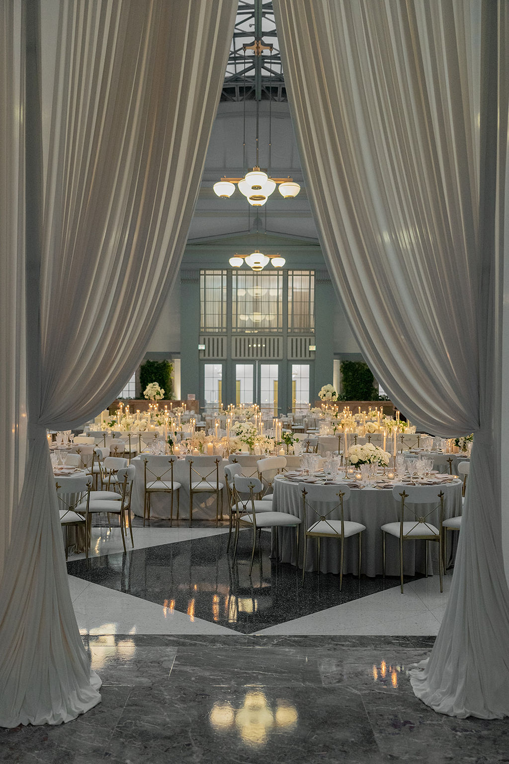 A Chicago Wedding Complemented by Timeless Design