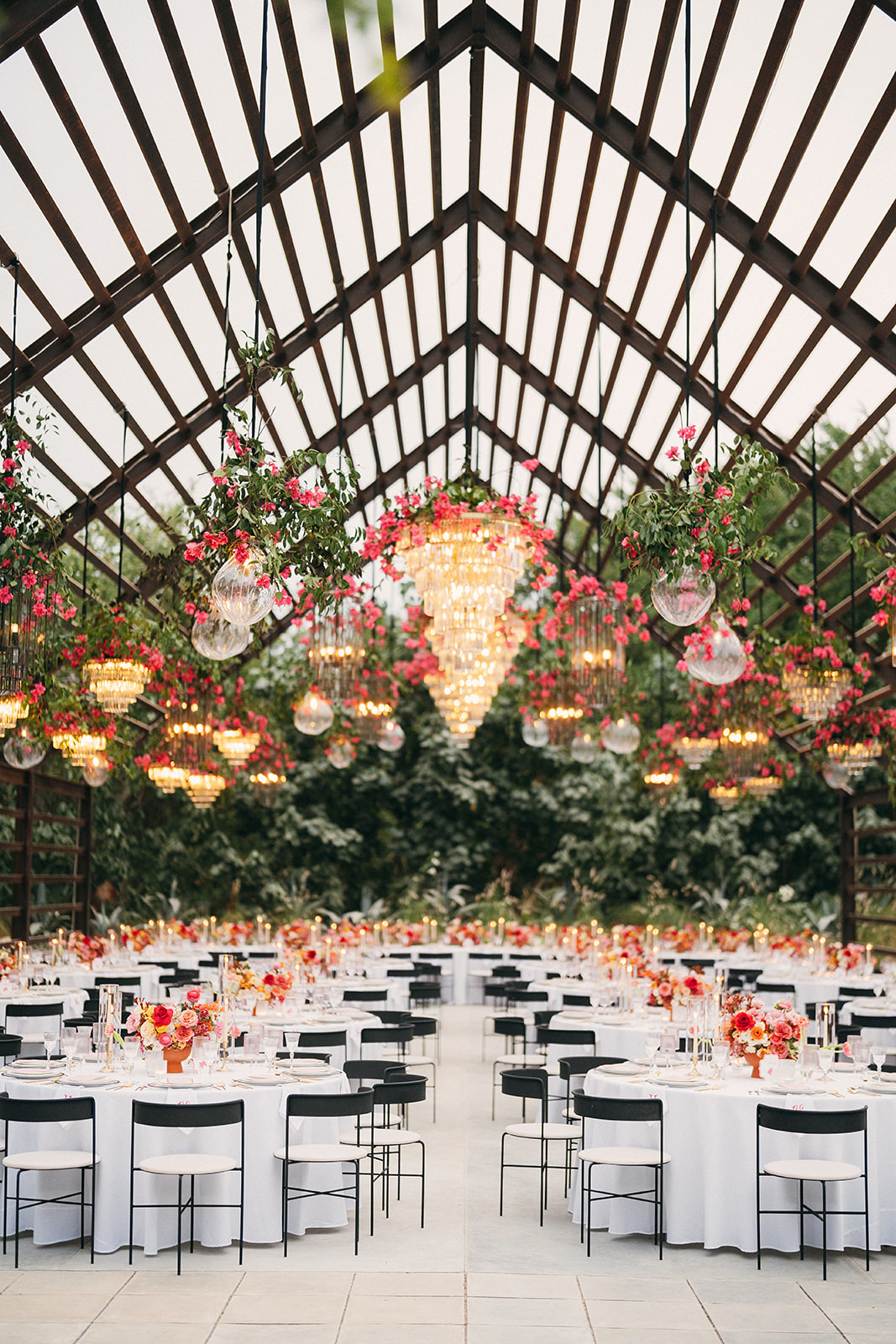 What Your Wedding Planner Really Does on Wedding Day | Inspired By This