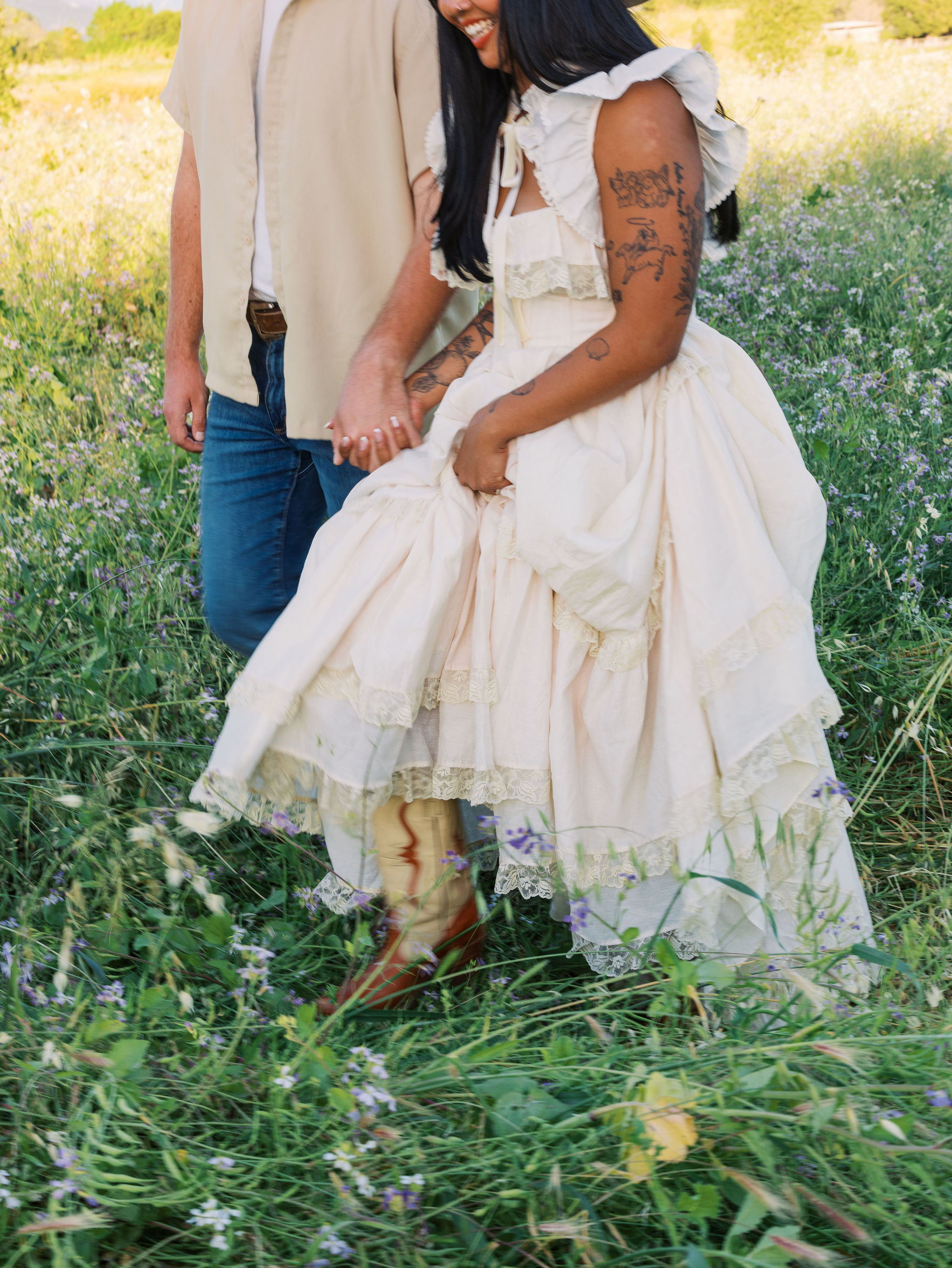 A Western-Inspired Engagement Shoot in Horsethief Canyon