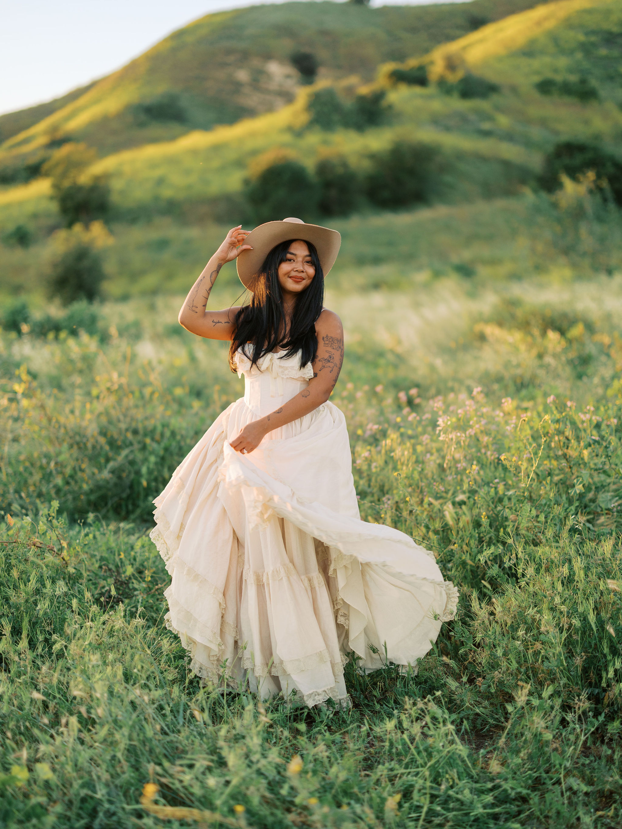 A Western-Inspired Engagement Shoot in Horsethief Canyon