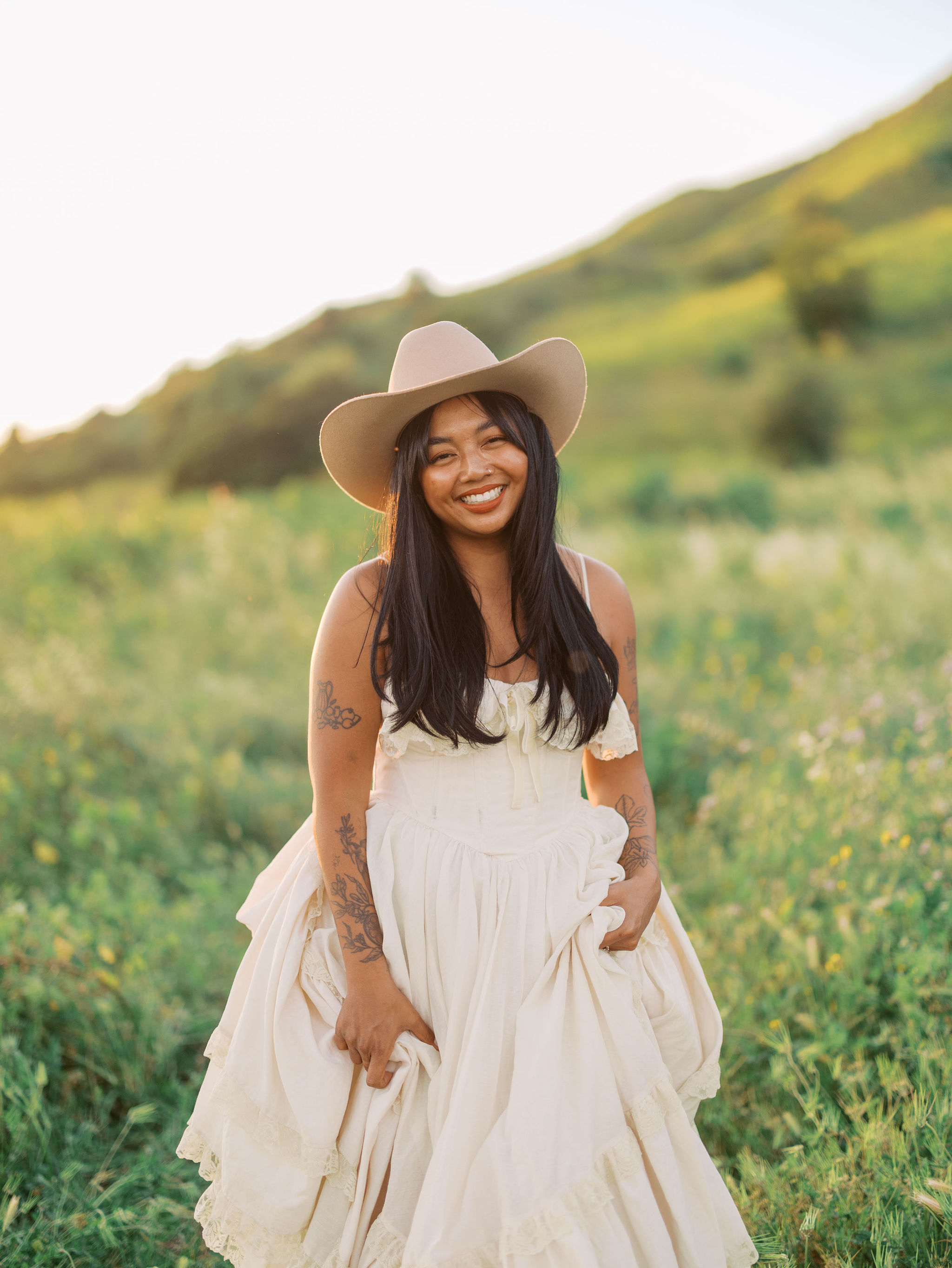 A Western-Inspired Engagement Shoot in Horsethief Canyon