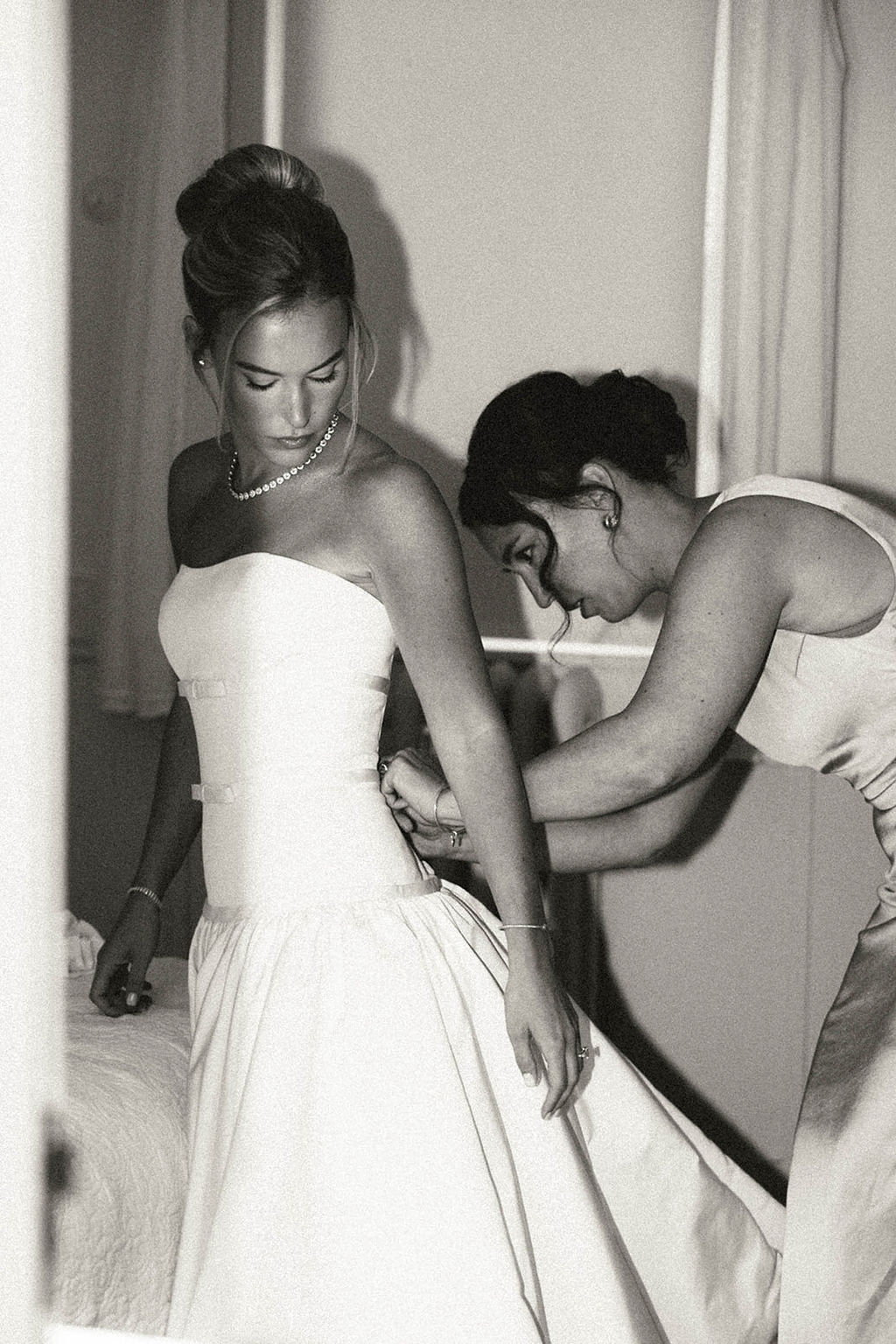 A Cape Cod Wedding with a Nancy Meyers-Meets-LoveShackFancy Twist