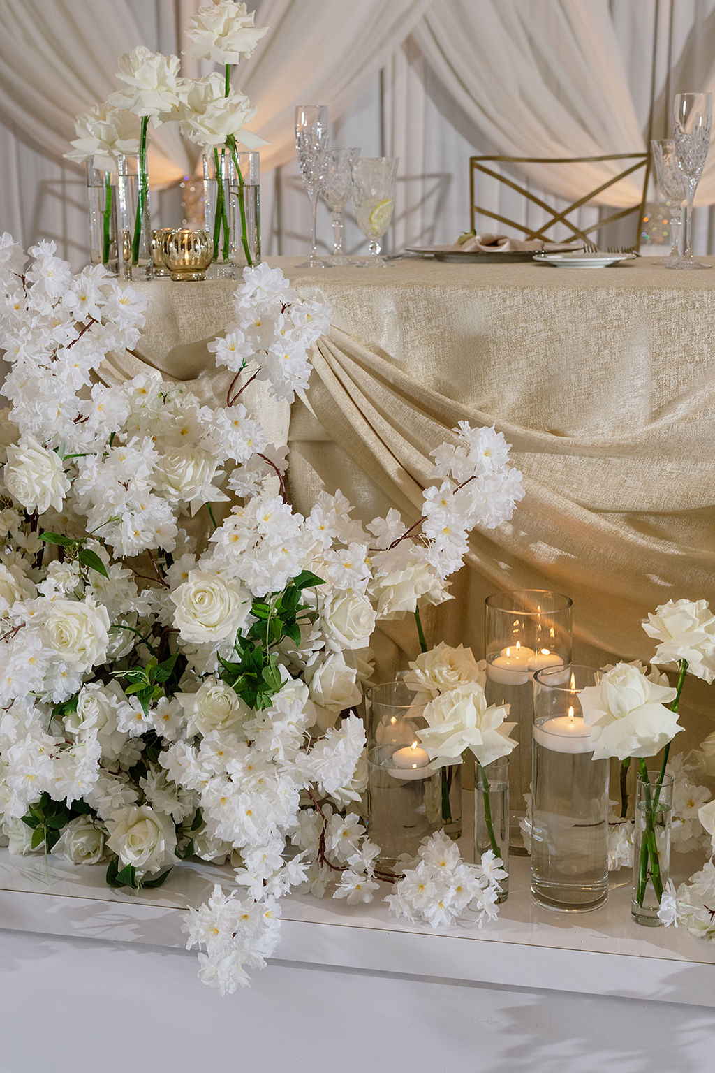 A Historic, Italian-Inspired Wedding at Cuneo Mansion & Gardens