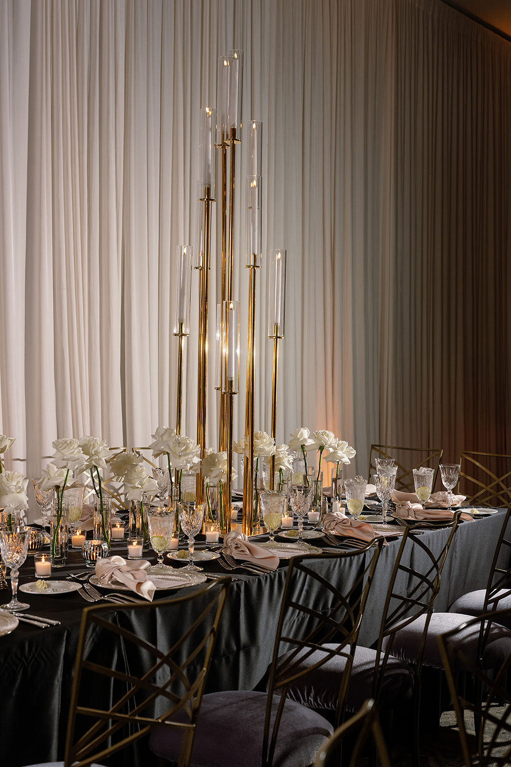 A Historic, Italian-Inspired Wedding at Cuneo Mansion & Gardens