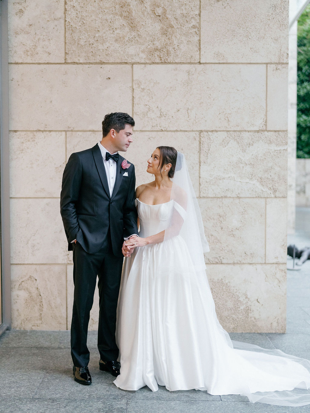 A Romantic Rainy-Day Wedding in Dallas
